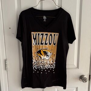 Women’s Mizzou V-neck shirt